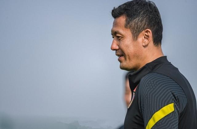 世界杯分组机制-02世界杯23人共7人执教一线队 苏媒赞杨晨好大哥